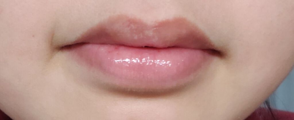 38°C / 99°F リップトリートメント (リップ美容液)/UZU BY FLOWFUSHI/リップケアを使ったクチコミ（3枚目）