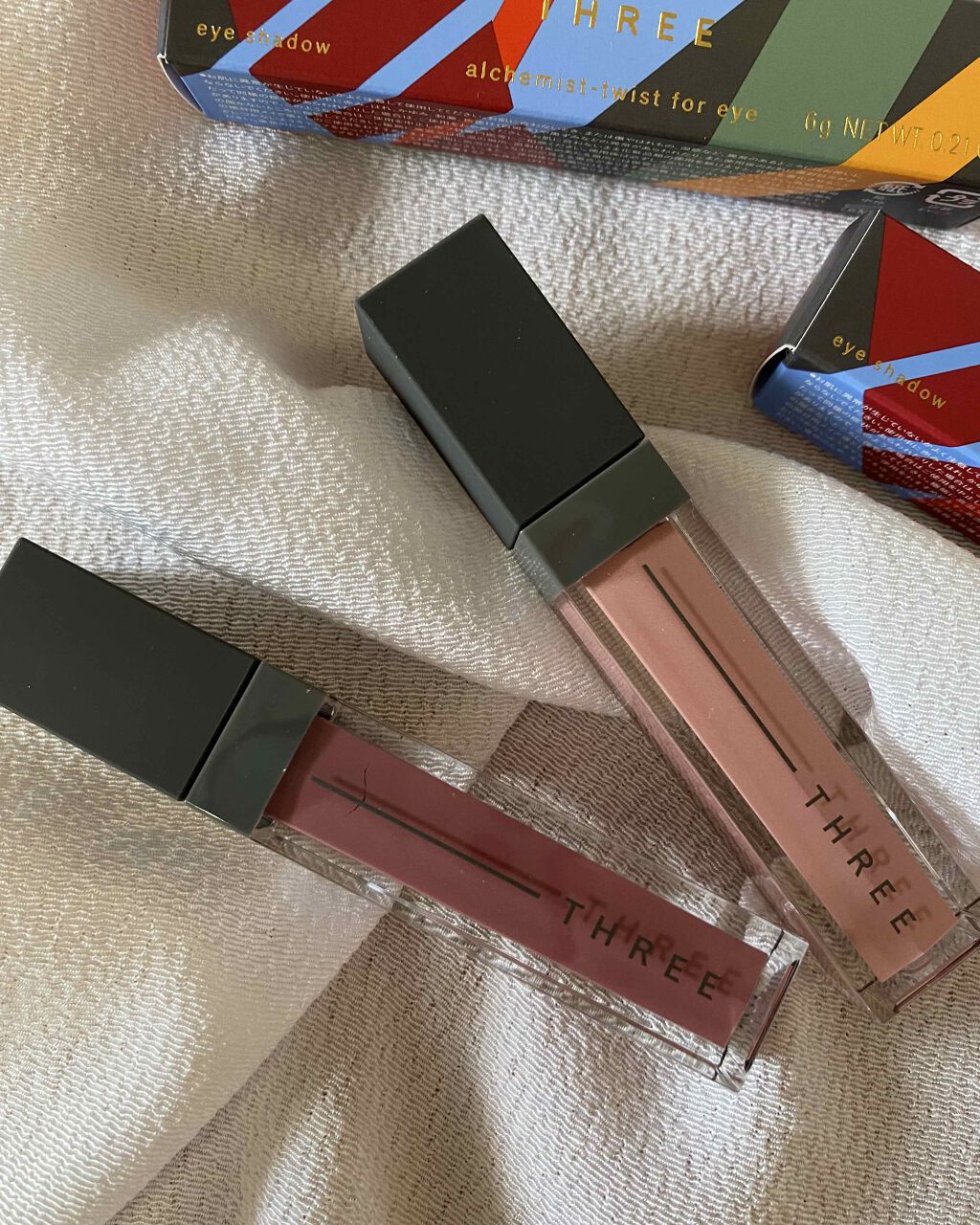 めめさん on LIPS 「こんにちは。今日はスリーのリキッドアイシャドウをご紹介。202..」(2枚目)