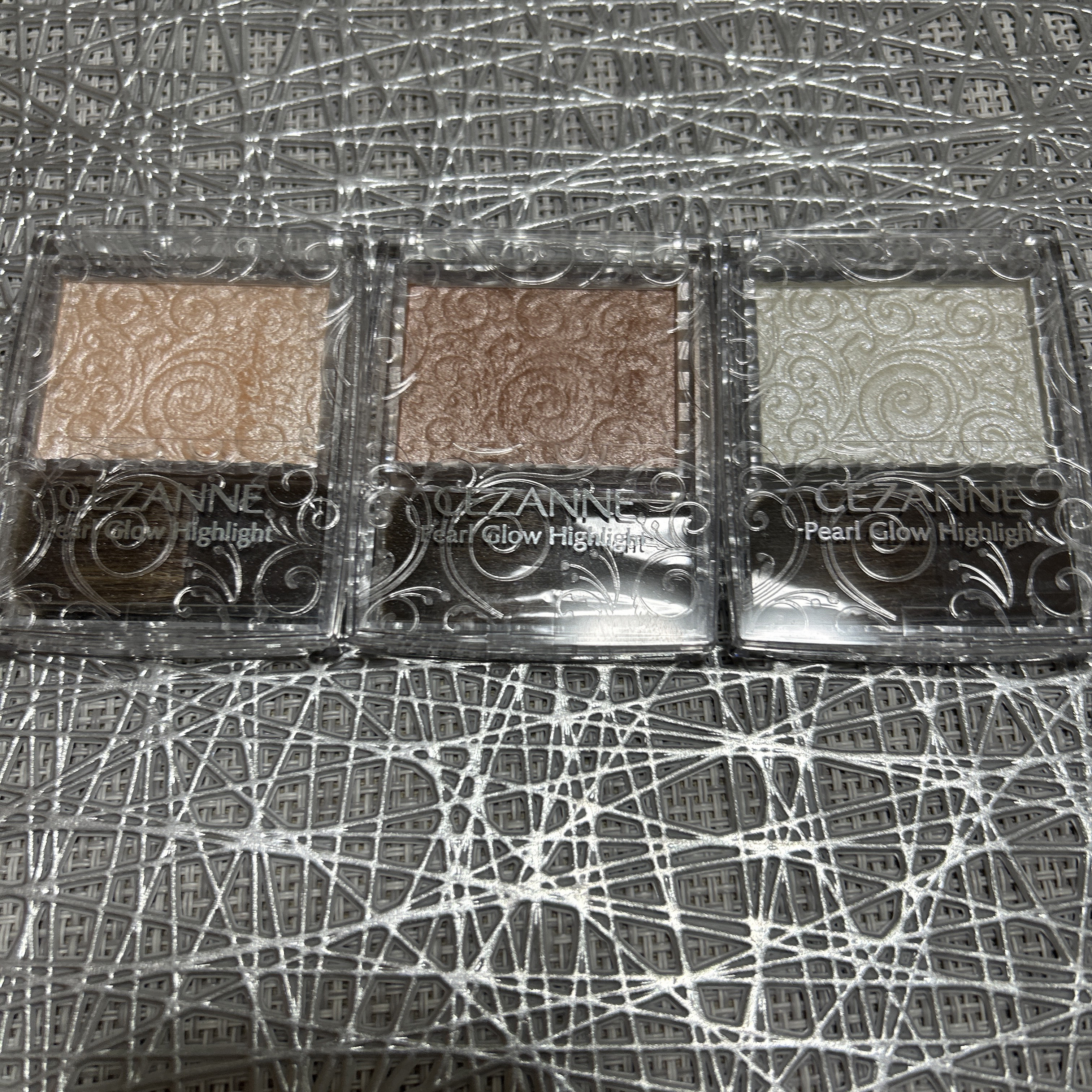 EYE OPENING LINER/UZU BY FLOWFUSHI/アイライナーを使ったクチコミ（1枚目）