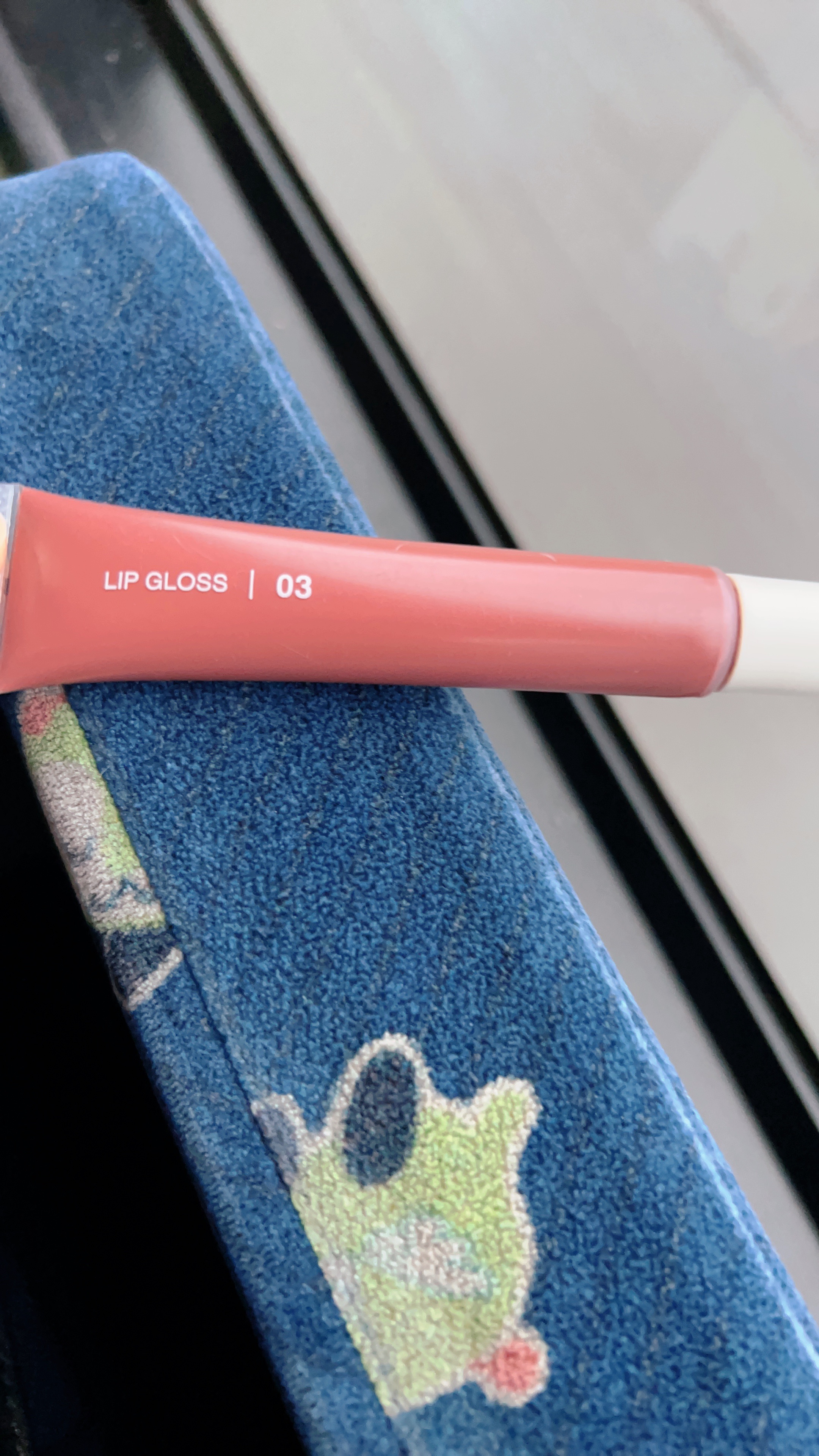 リップエッセンスカラー ピンクベージュ/無印良品/リップグロスを使ったクチコミ（1枚目）