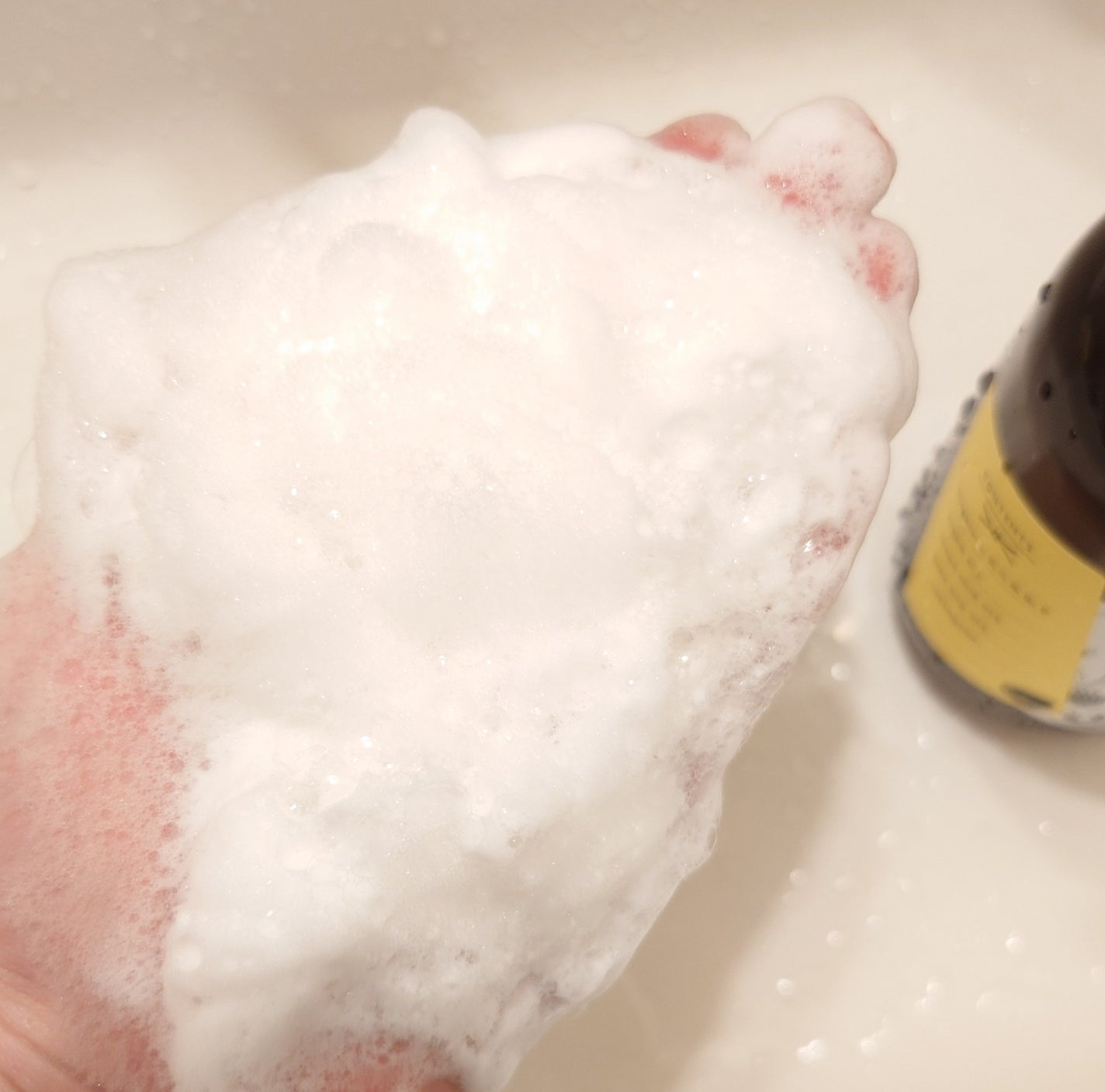 リフレッシングボディソープ(レモン&ベルガモットの香り)/Vitaming/ボディソープを使ったクチコミ(3枚目)