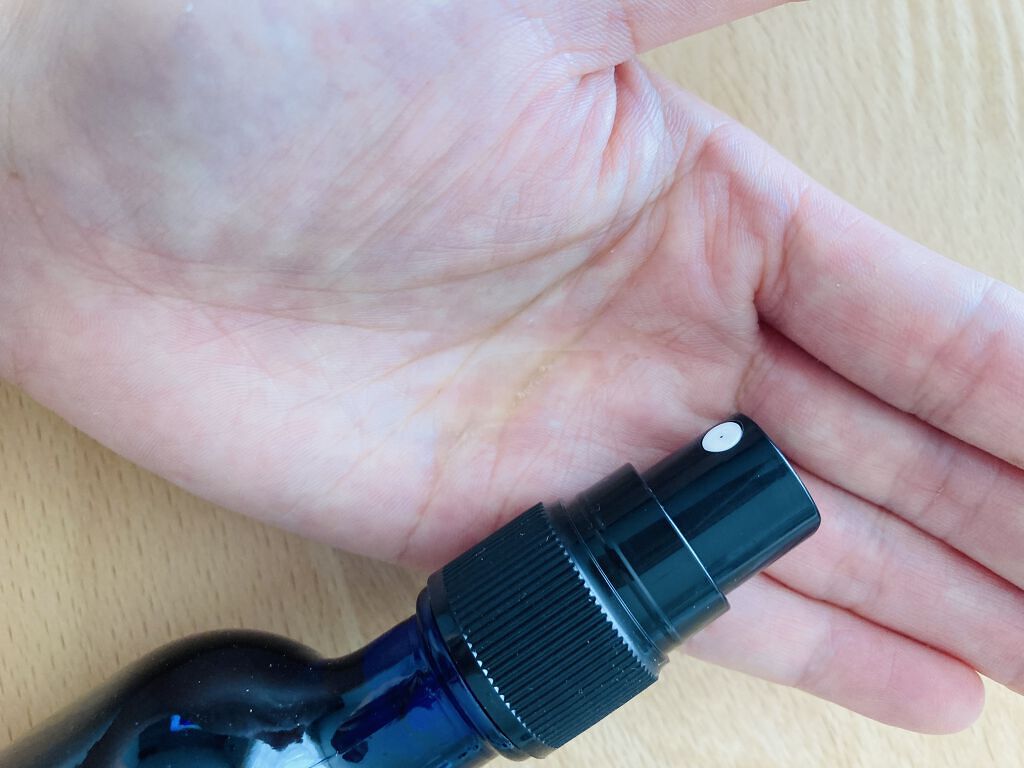 ワイルドローズ ドライ ボディオイル/ニールズヤード レメディーズ/ボディオイルを使ったクチコミ（2枚目）