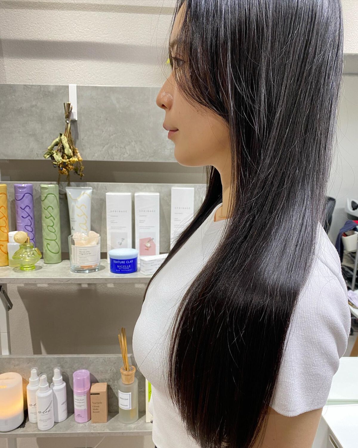 junjun_hair_make on LIPS 「完全個室プライベートヘアサロン✂︎顔まわりカット・貴方に似合う..」(3枚目)