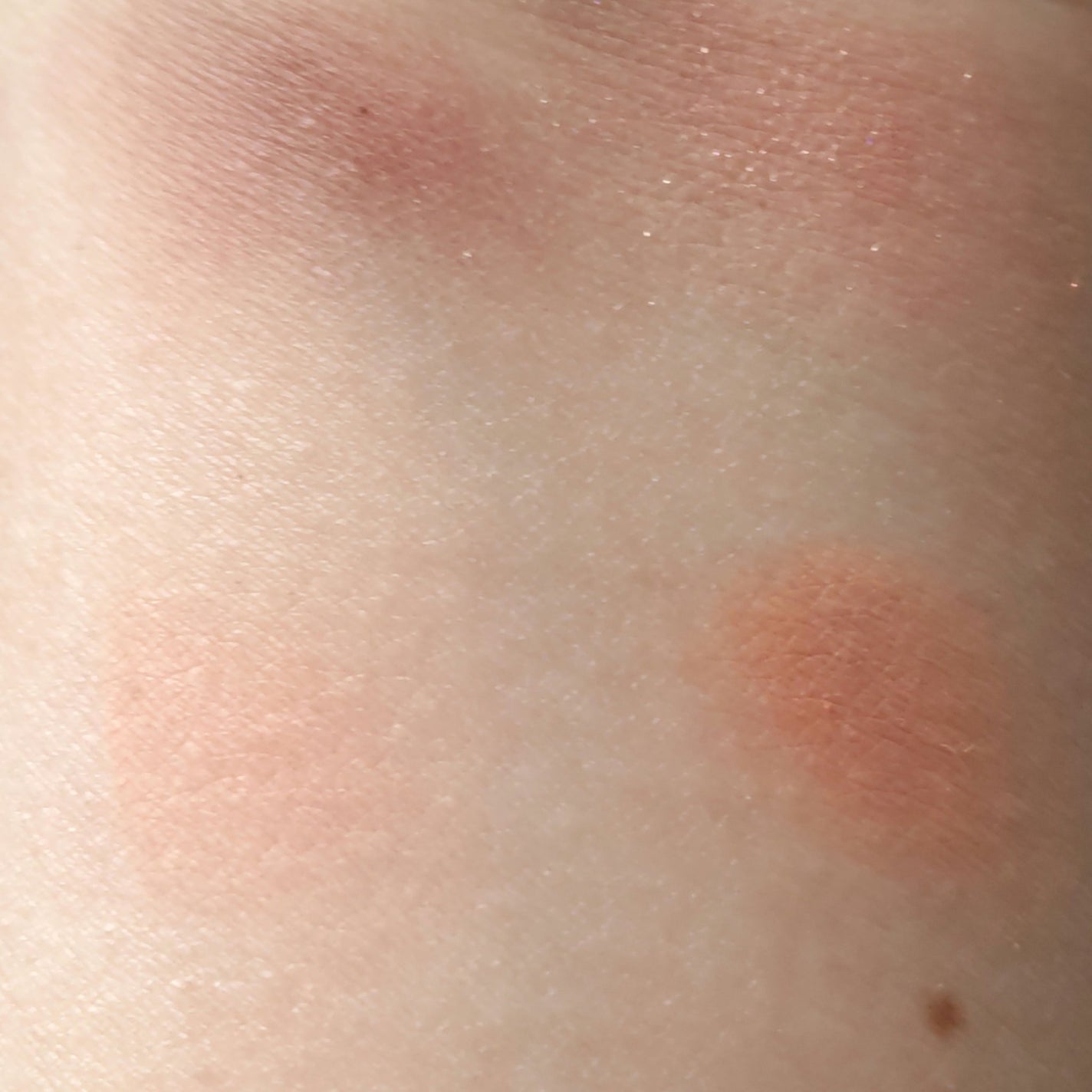 レ キャトル オンブル/CHANEL/アイシャドウパレットを使ったクチコミ(2枚目)