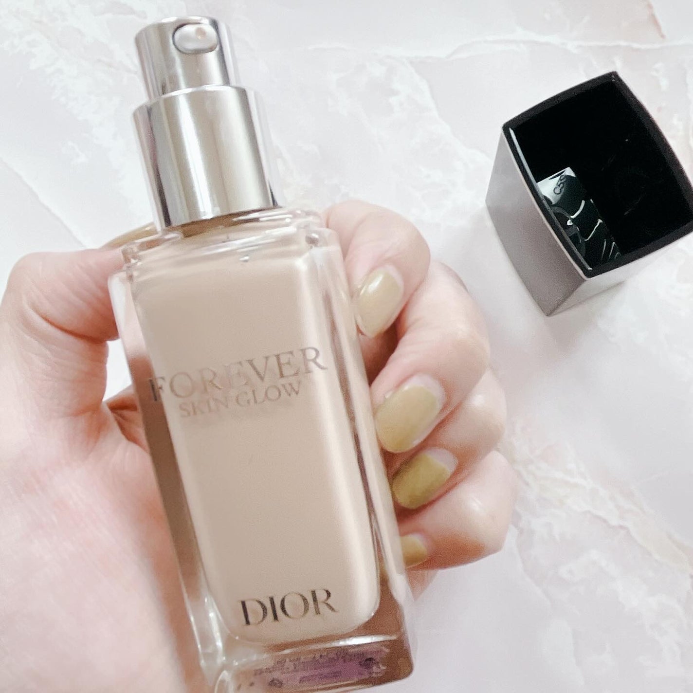 ディオールスキン フォーエヴァー フルイド グロウ/Dior/リキッドファンデーションを使ったクチコミ(3枚目)