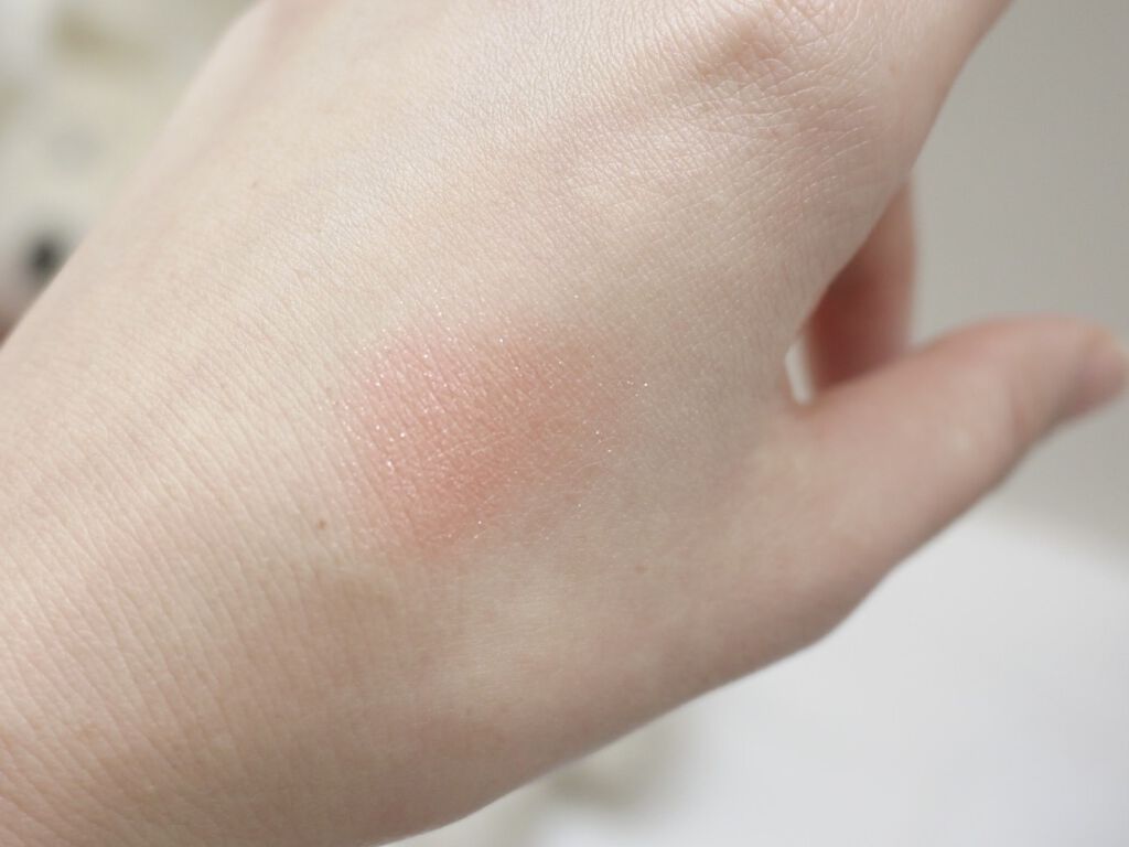 ニュアンス アイシャドウ/OSAJI/単色アイシャドウを使ったクチコミ（2枚目）