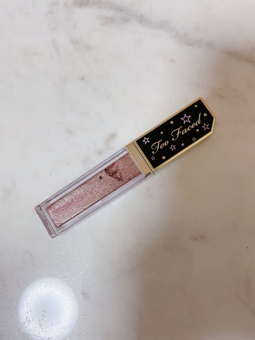 トゥインクル トゥインクル リキッド グリッター アイシャドウ ストロベリーズ & シャンパン/Too Faced/グリッターを使ったクチコミ（1枚目）