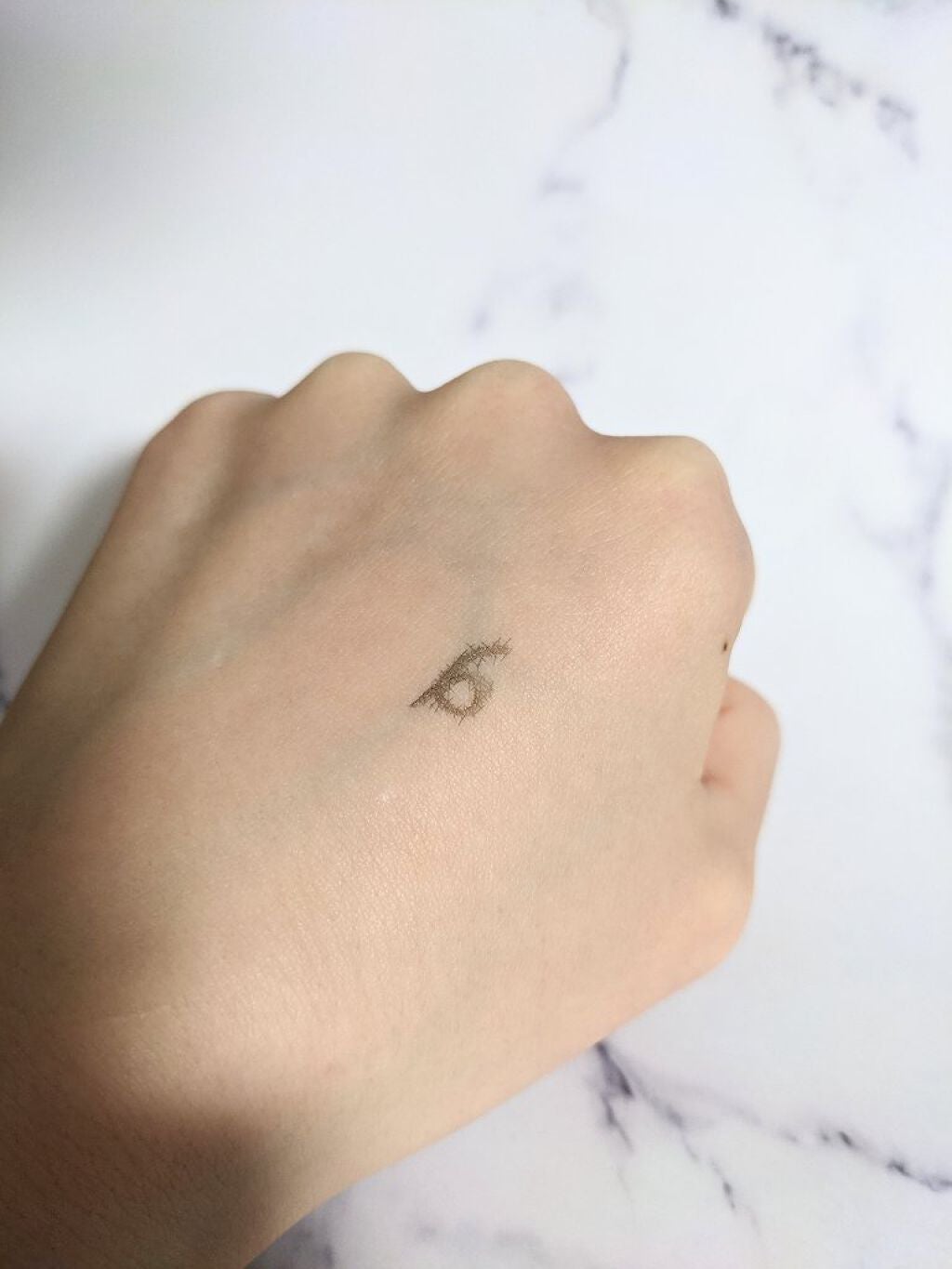 7 SHADES OF BLACK/UZU BY FLOWFUSHI/リキッドアイライナーを使ったクチコミ(3枚目)