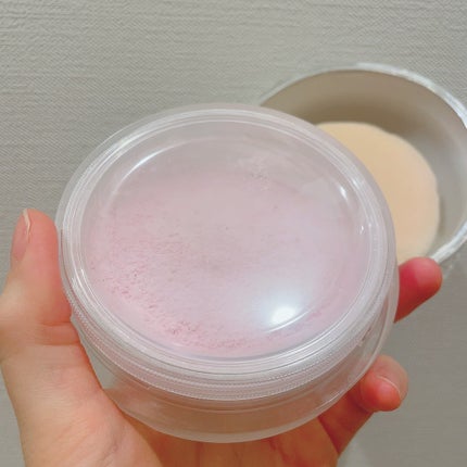 AQ ミリオリティ フェイスパウダー n 本体/DECORTÉ/ルースパウダーを使ったクチコミ(2枚目)