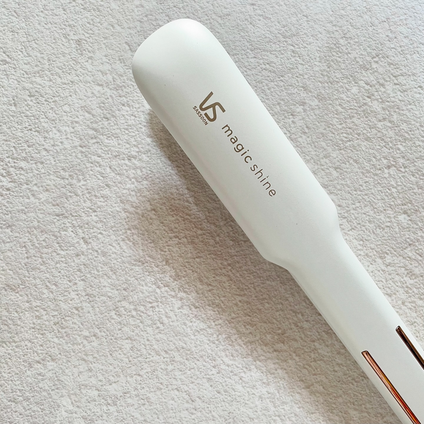 スチームストレートアイロン VSS-9920/WJ/ヴィダルサスーン/ストレートアイロンを使ったクチコミ（2枚目）