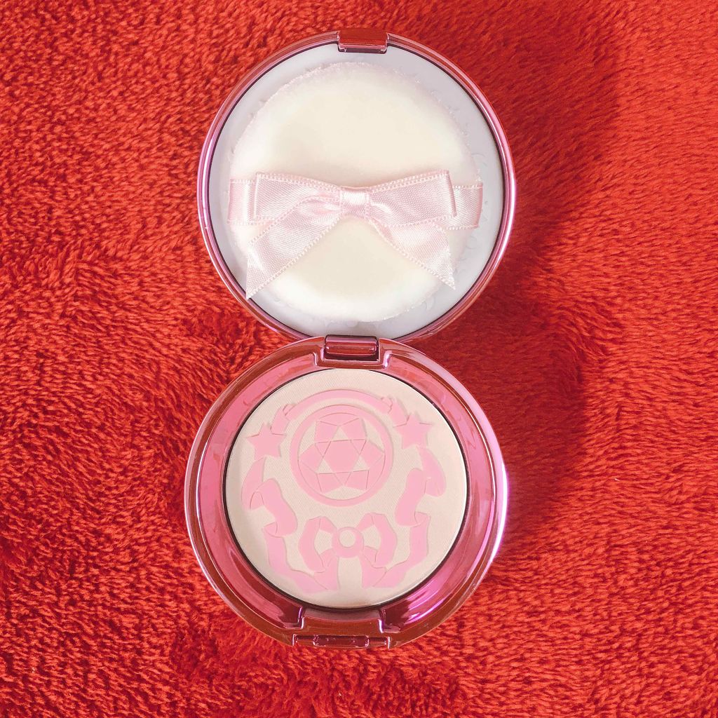 パウダーコンパクト/セーラームーンコスメ/プレストパウダーを使ったクチコミ(2枚目)