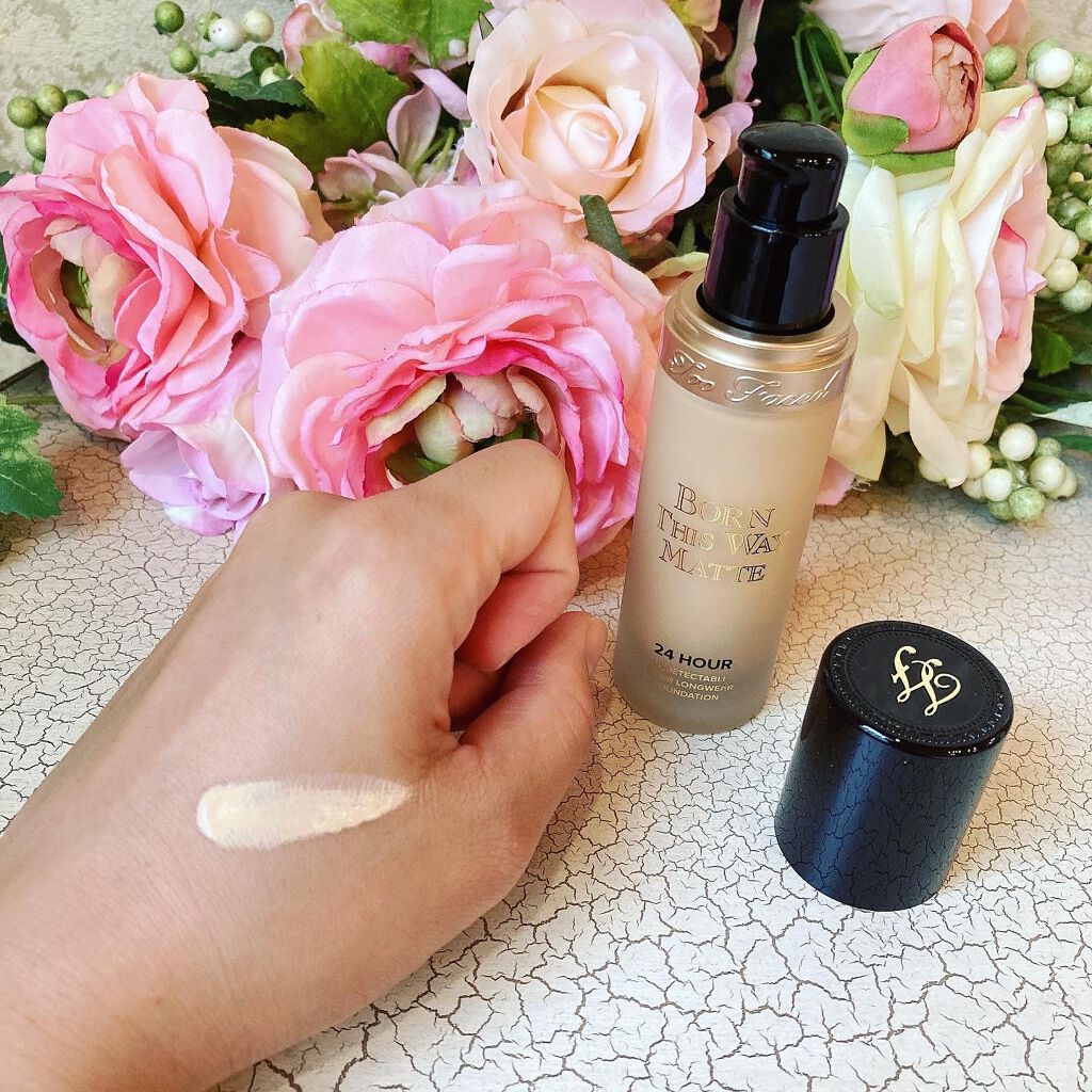 ～トゥー フェイスド ハングオーバー～ ピロー バーム リップ トリートメント/Too Faced/リップ美容液を使ったクチコミ（2枚目）