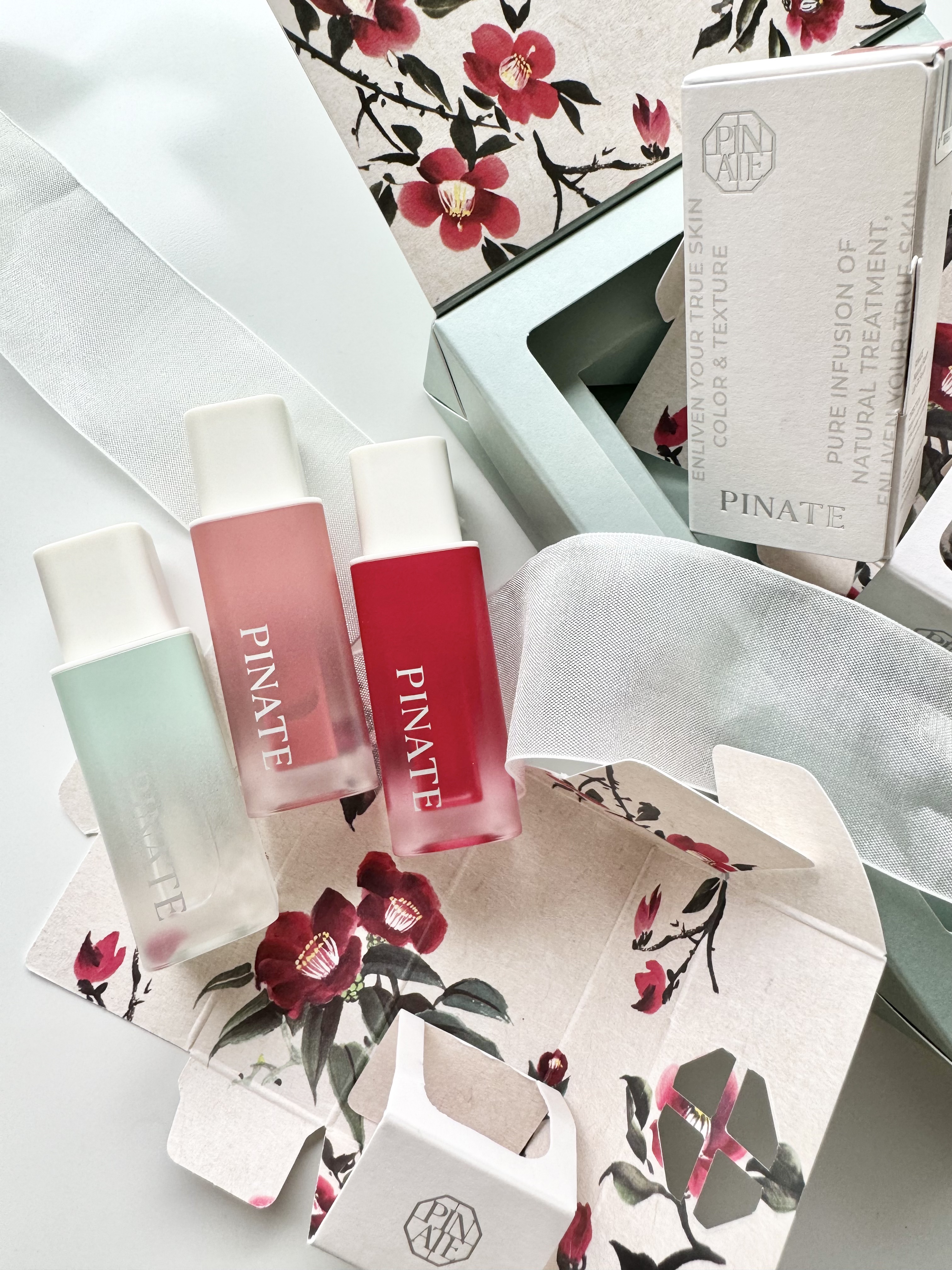 ナチュラルブルームリップオイルセラム 3色セット/PINATE/リップグロスを使ったクチコミ（1枚目）