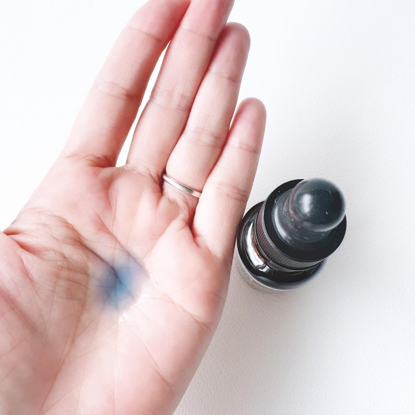 ミッドナイトブルーユースアクティベーティングドロップ(20ml)/Klairs/美容液を使ったクチコミ(3枚目)