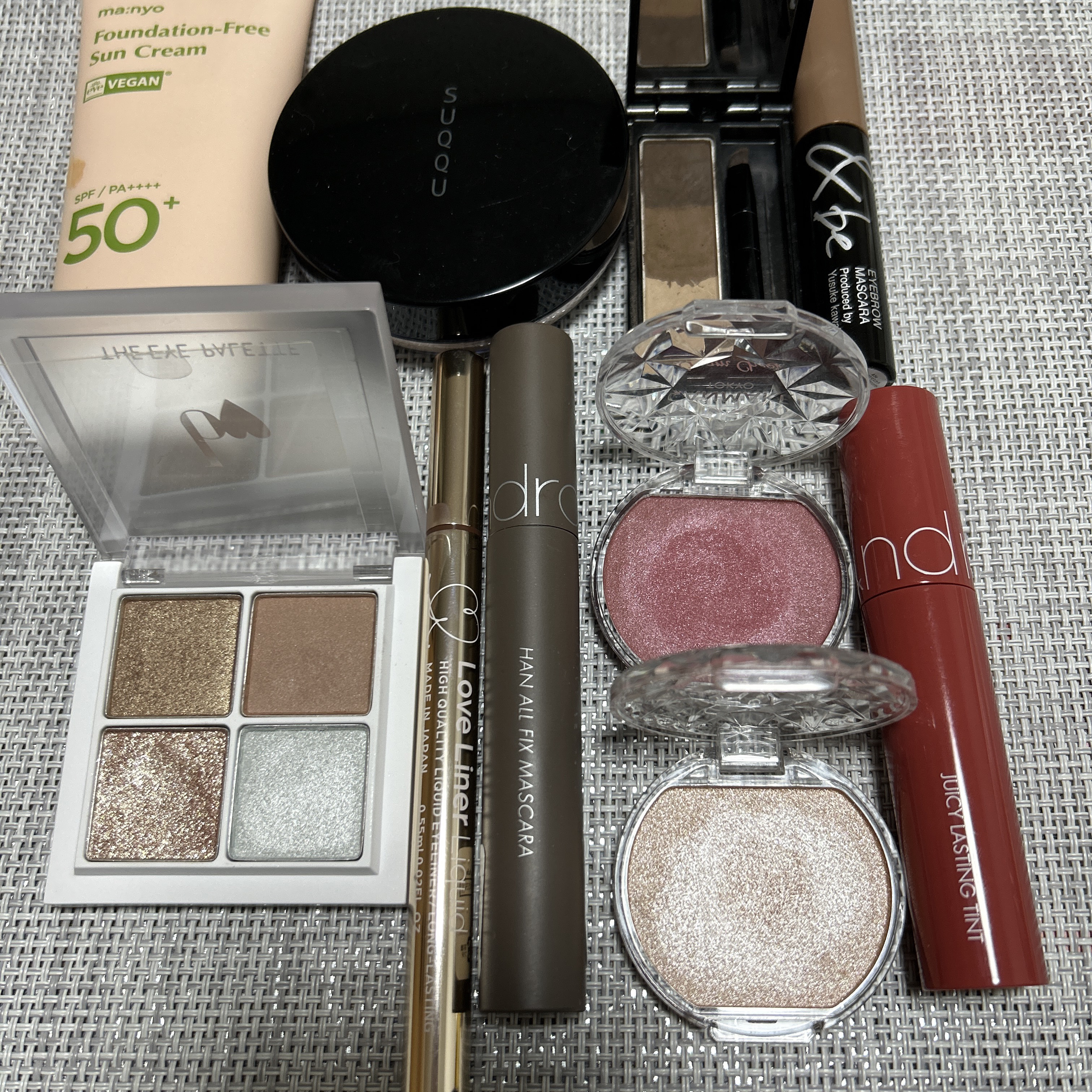 ケイト デザイニングアイブロウ3D/KATE/パウダーアイブロウを使ったクチコミ（2枚目）