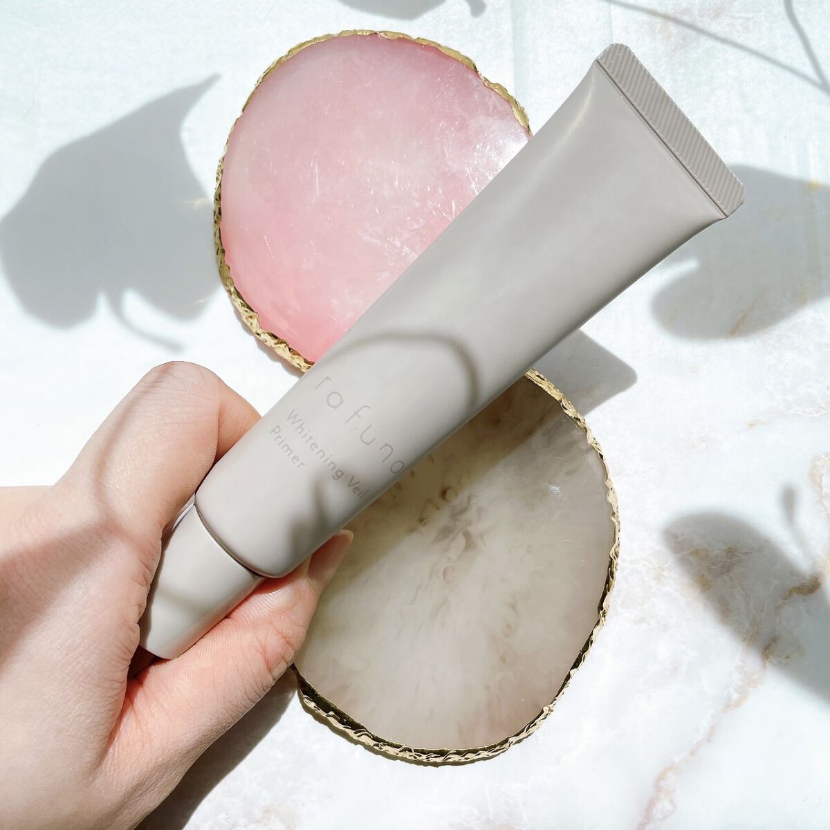 ホワイトニングヴェールプライマー/rafuna/化粧下地を使ったクチコミ（2枚目）