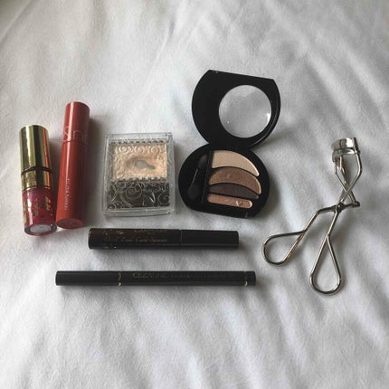 fumi on LIPS 「簡単!ナチュラル大人ぽく見えるメイク💄こんにちは!すっぴんだと..」(3枚目)