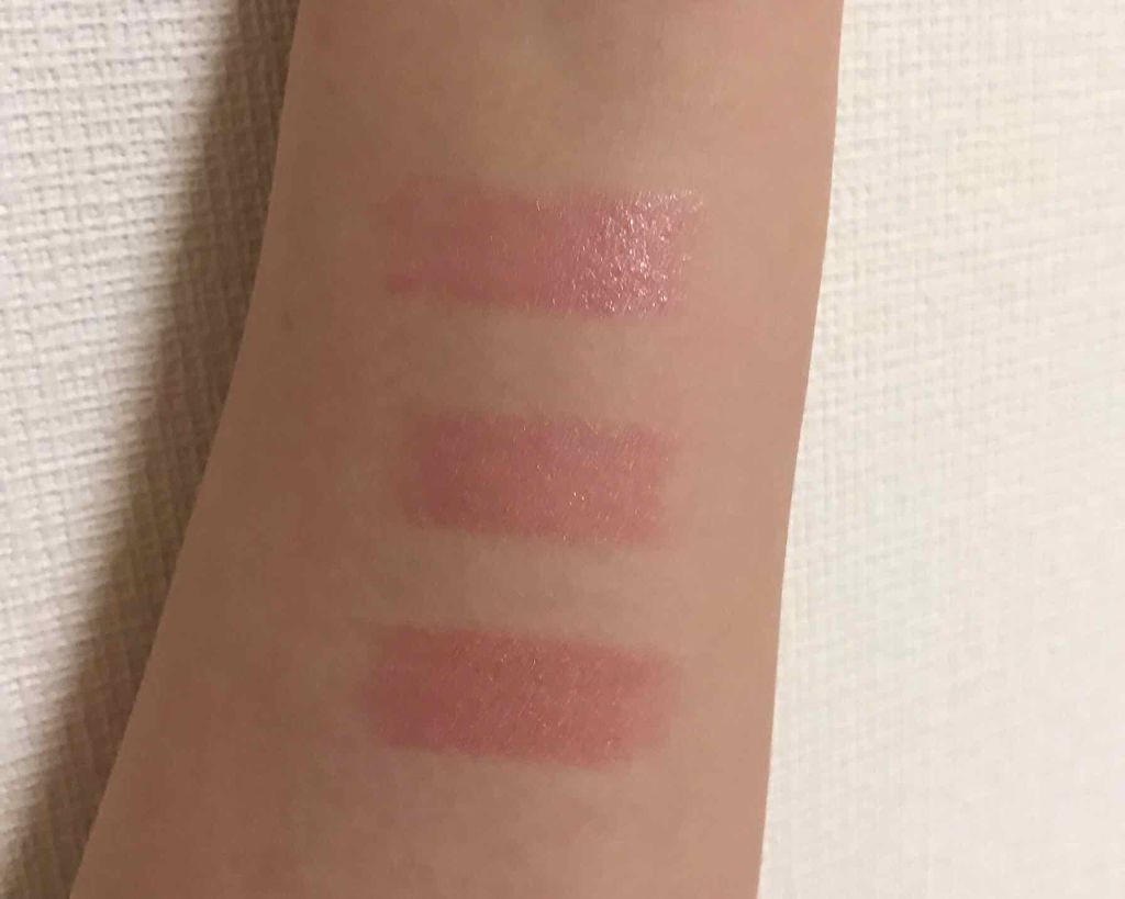 ラスティンググロスリップ/CEZANNE/口紅を使ったクチコミ（2枚目）