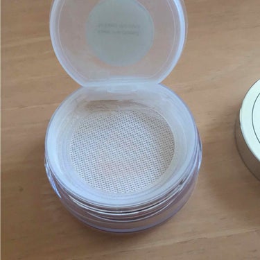 BECCA Hydra-Mist Set & Refresh Powderのクチコミ「届きましたぁ！
BECCAの水パウダー(*≧∀≦*)
やっぱり半分が水分でできてるからでしょう.....」（3枚目）