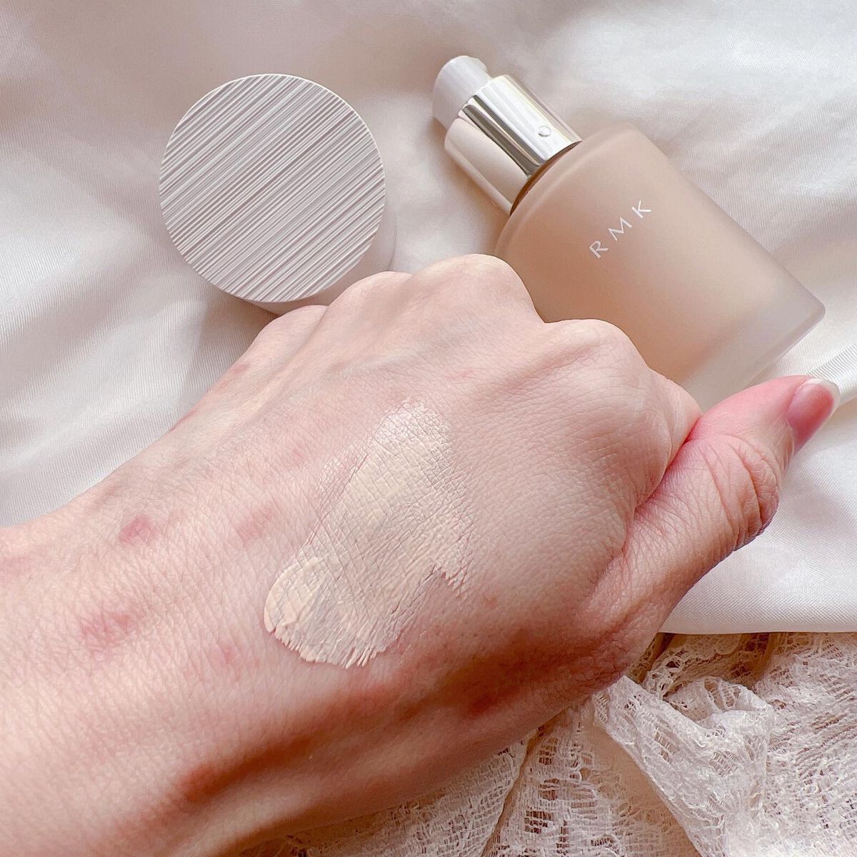 RMK リクイドファンデーション フローレスカバレッジ/RMK/リキッドファンデーションを使ったクチコミ(5枚目)