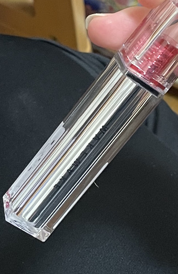 デュイジェルグロウティント 05 センシュアルレッド/wakemake/リップティントを使ったクチコミ（3枚目）