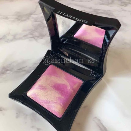 beyond powder/Illamasqua/パウダーハイライトを使ったクチコミ(2枚目)