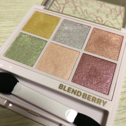 オーラクリエイション/BLEND BERRY/アイシャドウパレットを使ったクチコミ(2枚目)