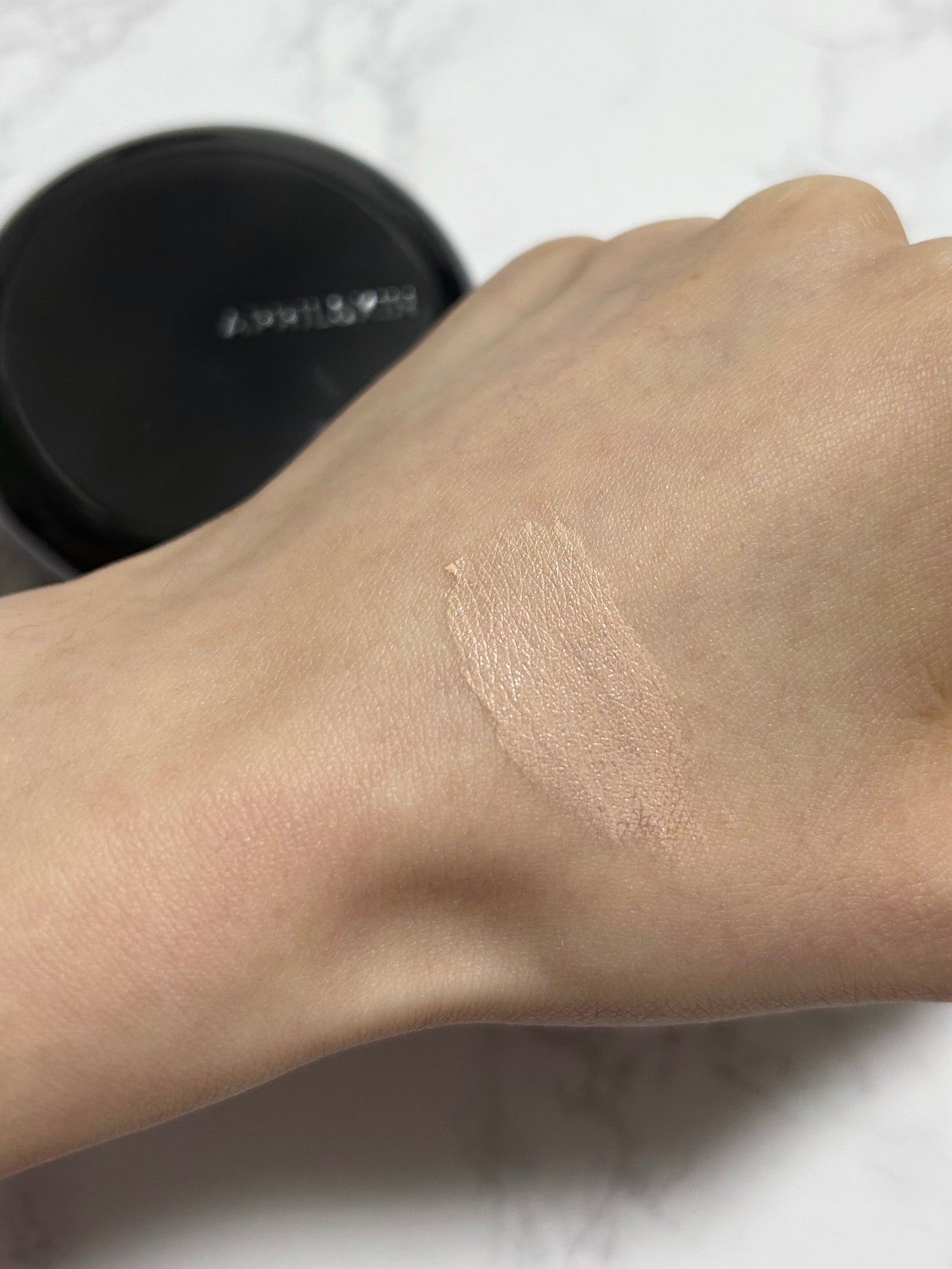 ハイパーカバーフィットクッション  グラファイト/APRILSKIN/クッションファンデーションを使ったクチコミ(3枚目)