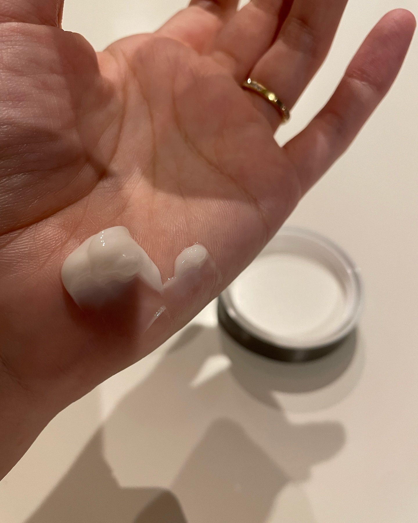 パーフェクトワン リフティングジェル/パーフェクトワン/オールインワン化粧品を使ったクチコミ（3枚目）