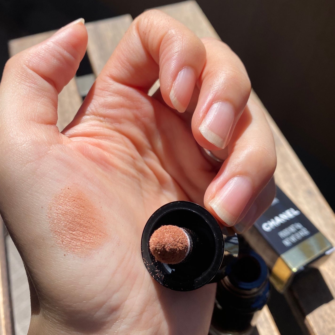 オンブル プルミエール リーブル/CHANEL/単色アイシャドウを使ったクチコミ(3枚目)