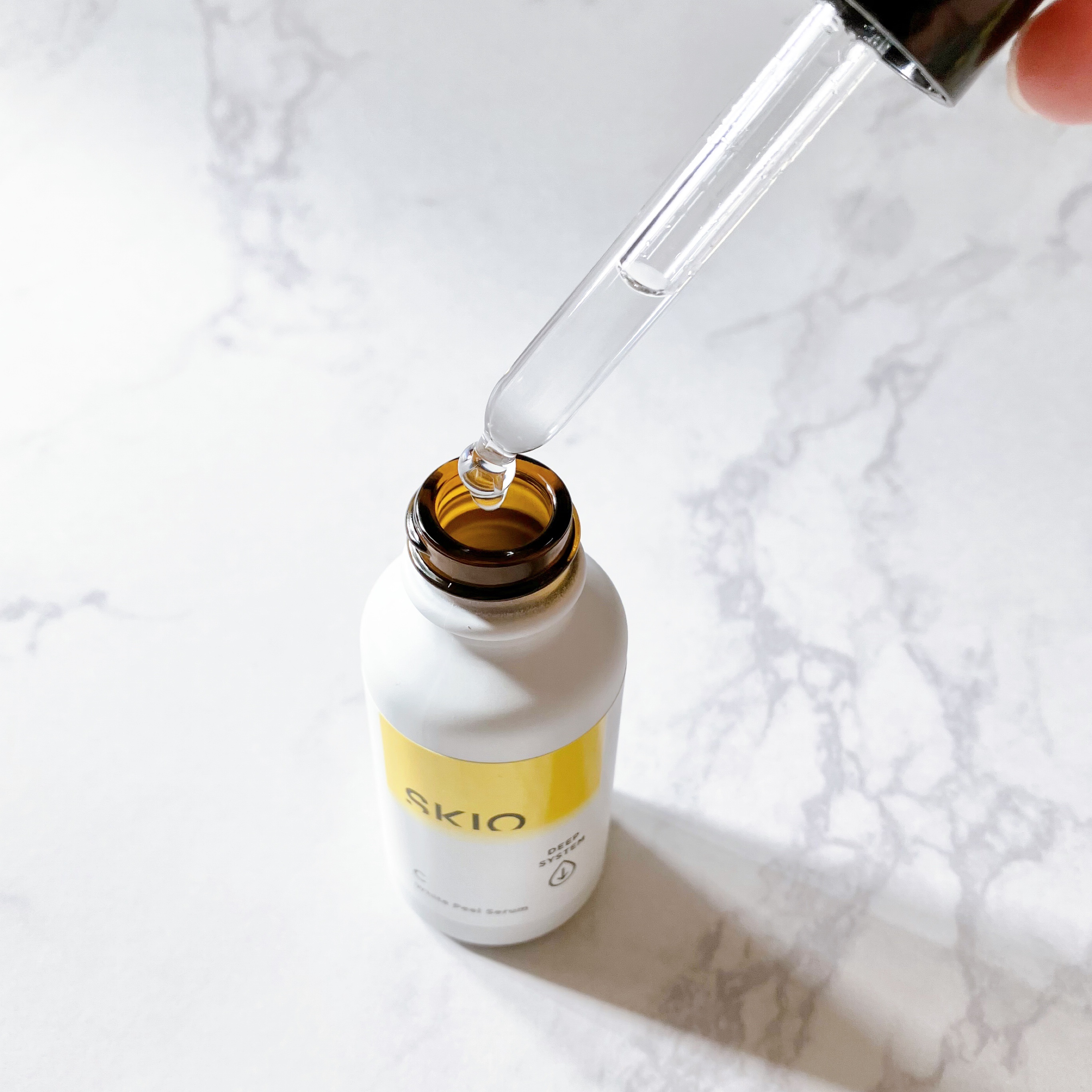 スキオVCホワイトピールセラム/SKIO/美容液を使ったクチコミ（2枚目）