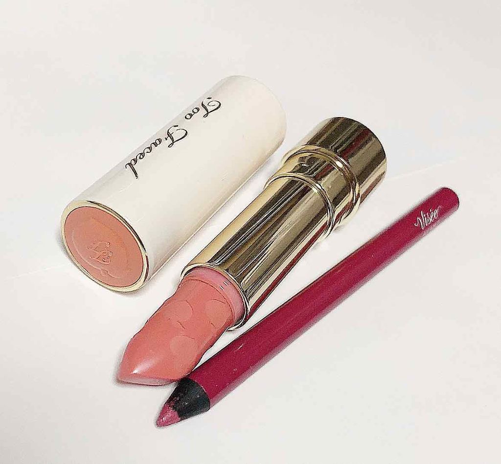 ジューシー マット ロングウェア リップスティック/Too Faced/口紅を使ったクチコミ（2枚目）