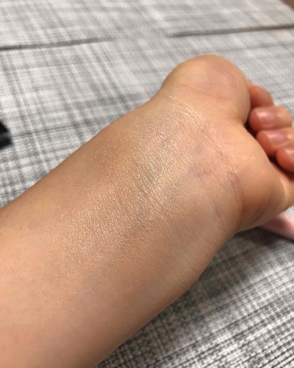 プリズム エアー ハイライター/CLIO/パウダーハイライトを使ったクチコミ(4枚目)