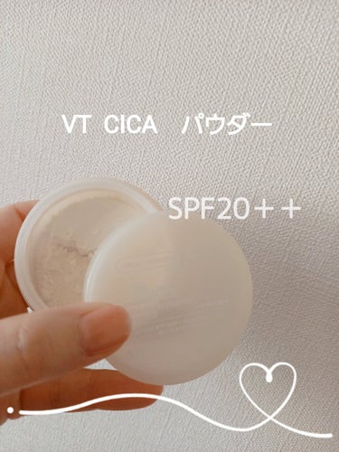 　　　　VT　CICA ノーセバムUVパウダー

みなさん、こんばんは☺️
今回は、VT　CICA ノーセバムUVパウダーを紹介します。

UVも入ってるので安心です。
さらっと仕上がって、コンパクトな