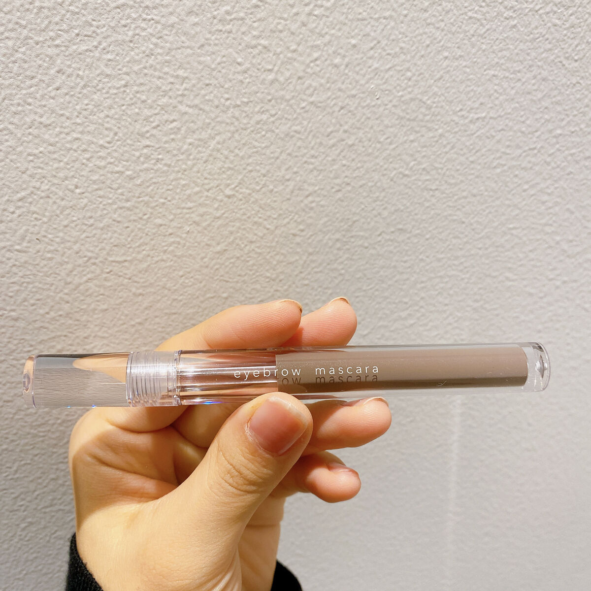 アイブロウマスカラ 04 FOGGY PINK（フォギーピンク）/Aimmx/眉マスカラを使ったクチコミ（3枚目）