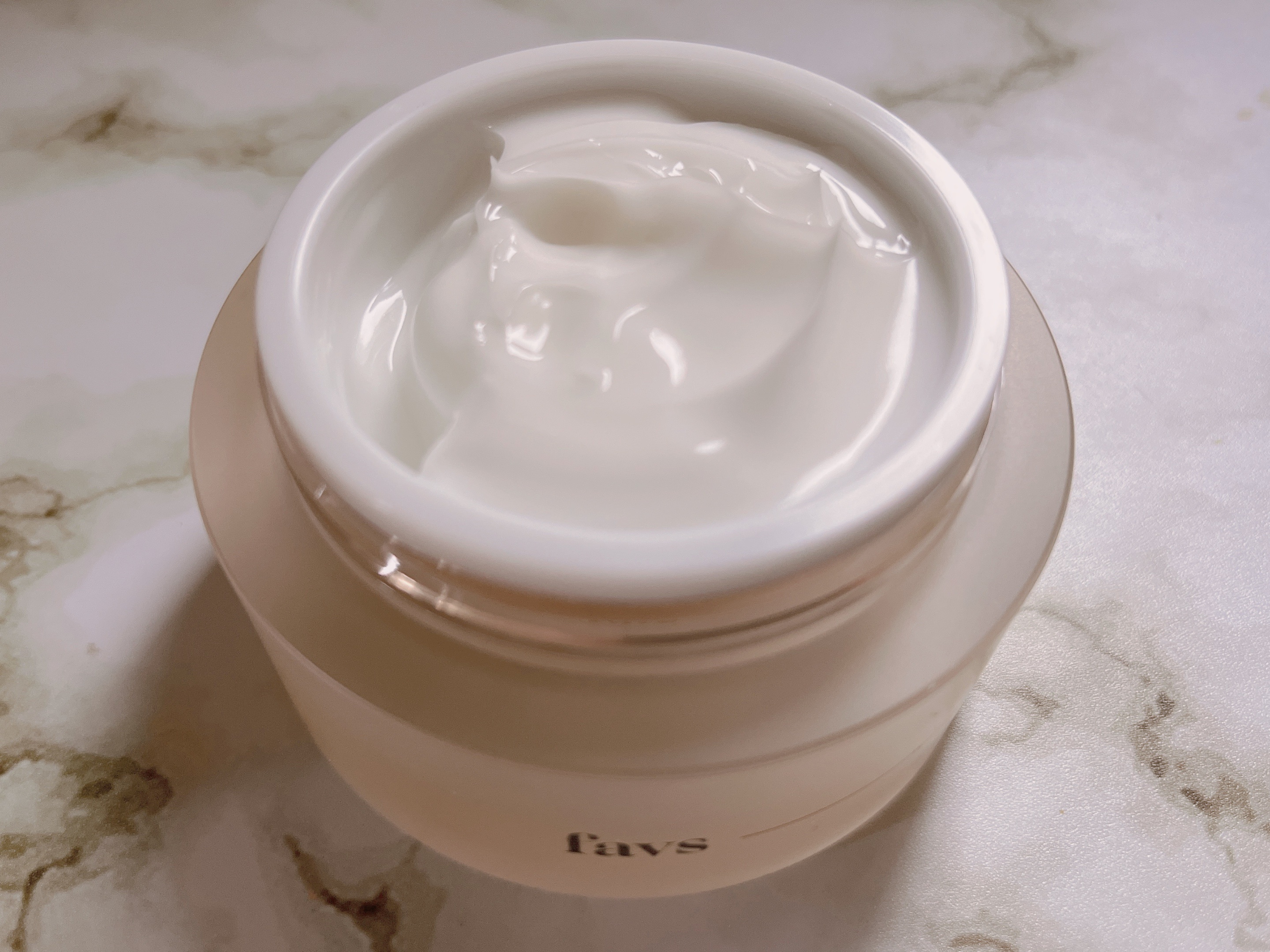 ペプチドハイドレーティングクリーム EX/favs/フェイスクリームを使ったクチコミ（2枚目）