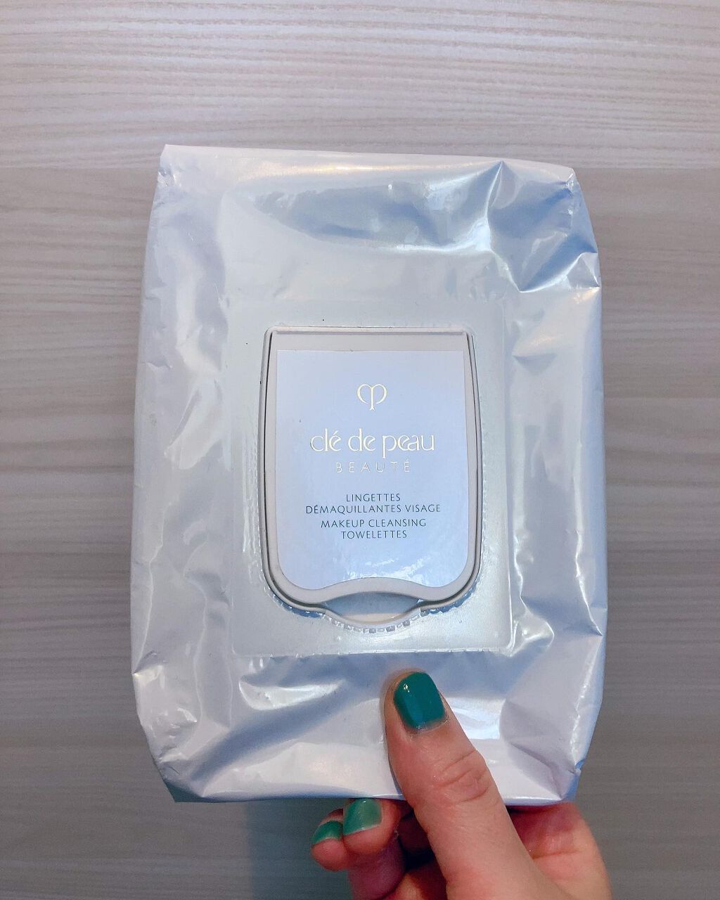 クレ・ド・ポー ボーテ ランジェット デマキアントヴィサージュ/クレ・ド・ポー ボーテ/クレンジングシートを使ったクチコミ(1枚目)