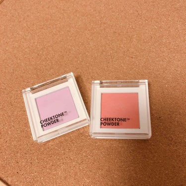 TONYMOLY

CHEEKTONE SINGLE BLUSHER 
紫の方がP01  コーラルの方がP05 です!

このチークはTONYMOLYのお店で1つ500円で購入しました✨

どちらとも少