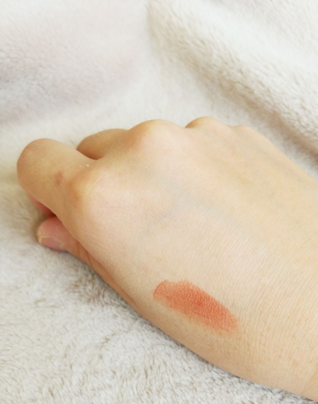 リップスティック(旧)/NARS/口紅を使ったクチコミ（2枚目）