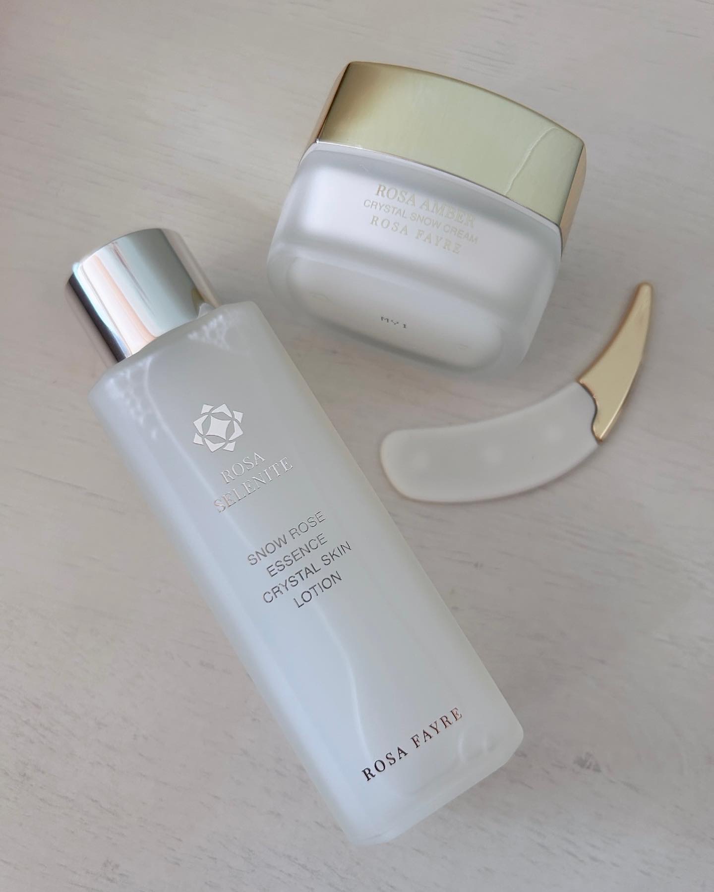 ロサ セレナイト スノーローズ エッセンス クリスタルスキン ローション/ROSA FAYRE/化粧水を使ったクチコミ（1枚目）