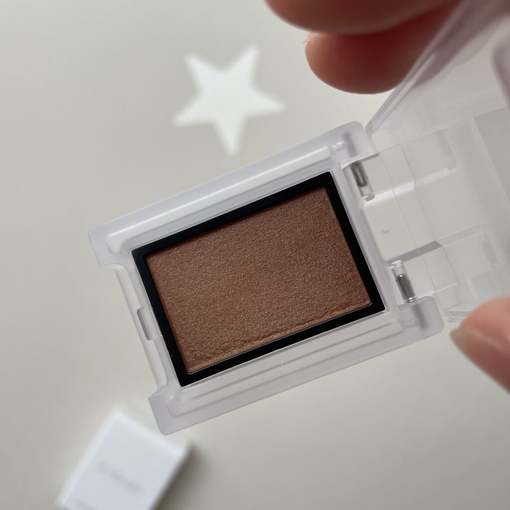 セルヴォーク ヴォランタリー アイズ 01/Celvoke/単色アイシャドウを使ったクチコミ（2枚目）