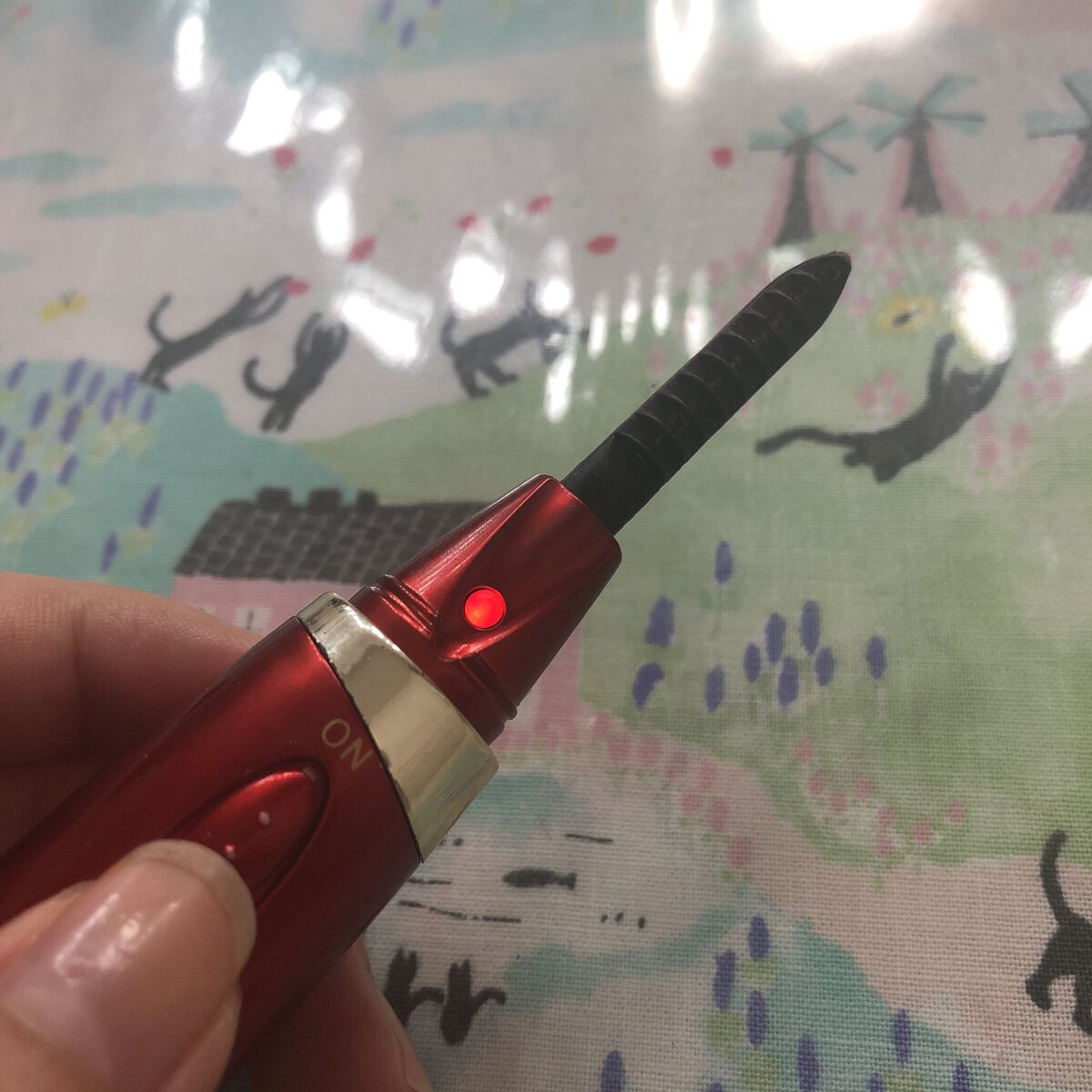 ホットアイラッシュ・カーラー/ハリウッドアイズ/ホットビューラーを使ったクチコミ（2枚目）