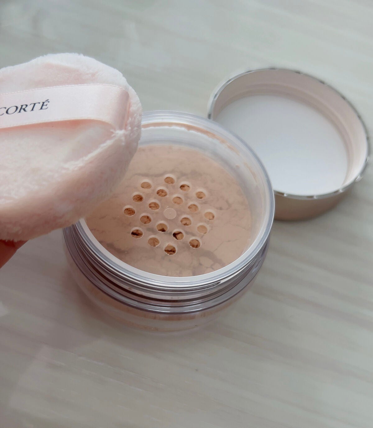 フェイスパウダー/DECORTÉ/ルースパウダーを使ったクチコミ(4枚目)