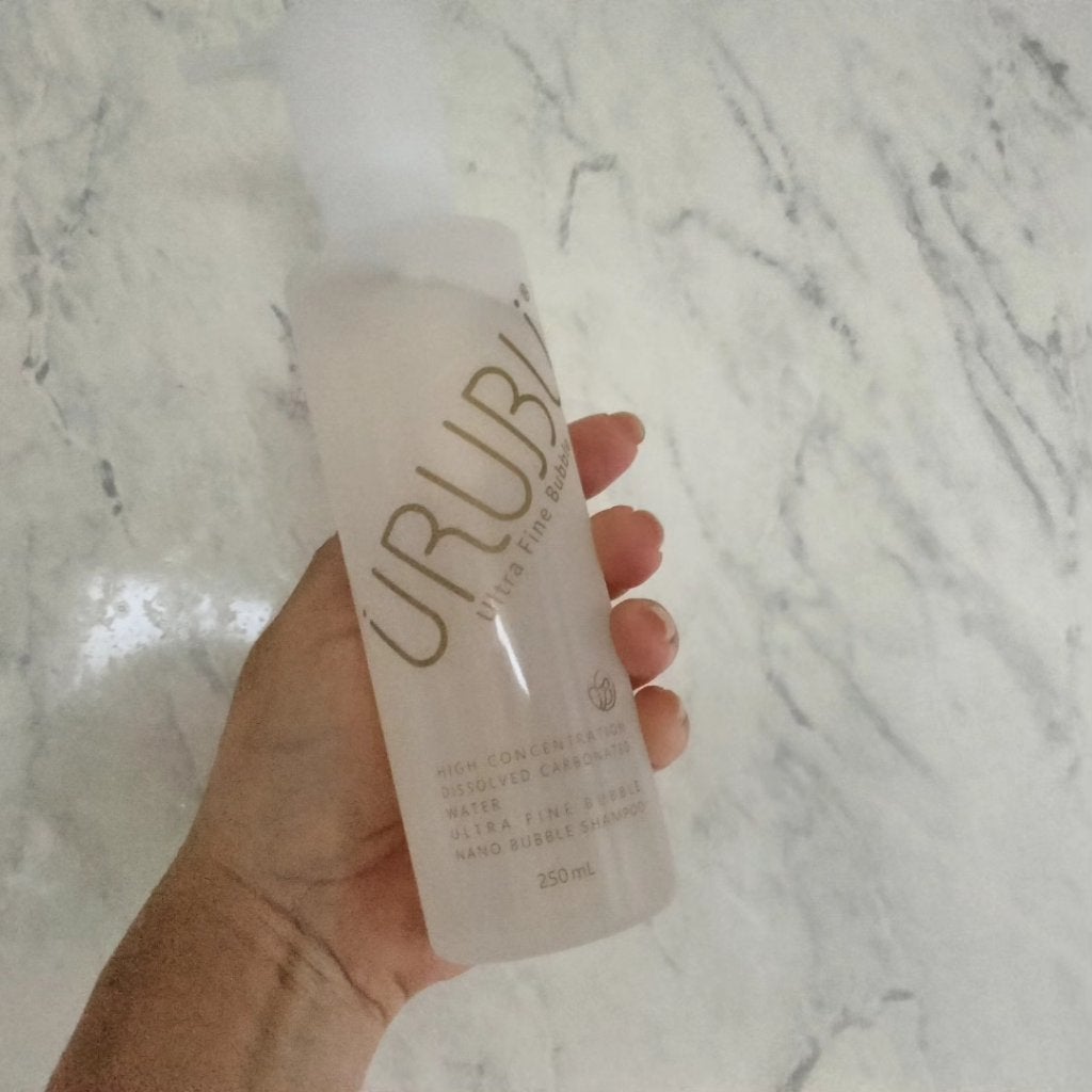 mcgroupakiko on LIPS 「 小学校の頃から若白髪があり、ヘアダイとは長年のお付き合い。で..」(4枚目)