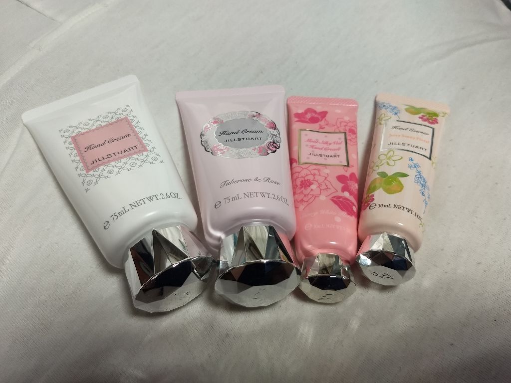 ジルスチュアート リラックス ハンドクリーム/JILL STUART/ハンドクリームを使ったクチコミ（3枚目）