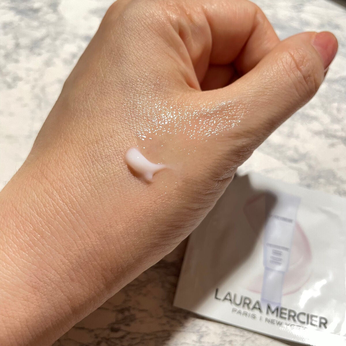 ピュア キャンバス プライマー ハイドレーティング/ローラ メルシエ/化粧下地を使ったクチコミ(2枚目)