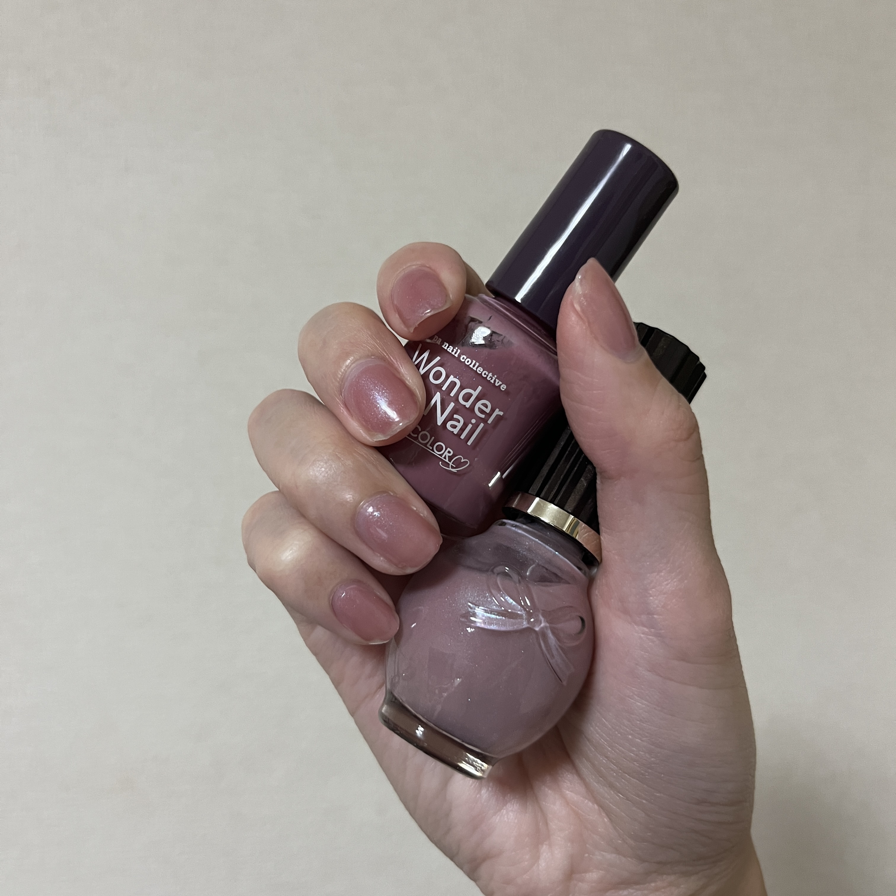 ネイルレシピ💅

ベースカラー：paワンダーネイルRWN-17
トップカラー：シュガーネイル オールインワンネイルR 24