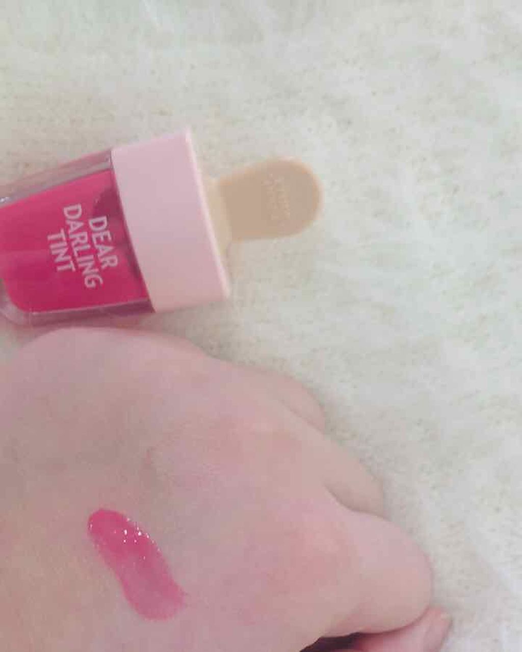 ディアダーリン ウォータージェルティント （アイスティント）/ETUDE/口紅を使ったクチコミ（3枚目）