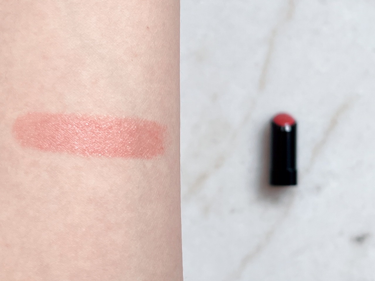 ルージュスターヴァイブラント/KANEBO/口紅を使ったクチコミ（2枚目）