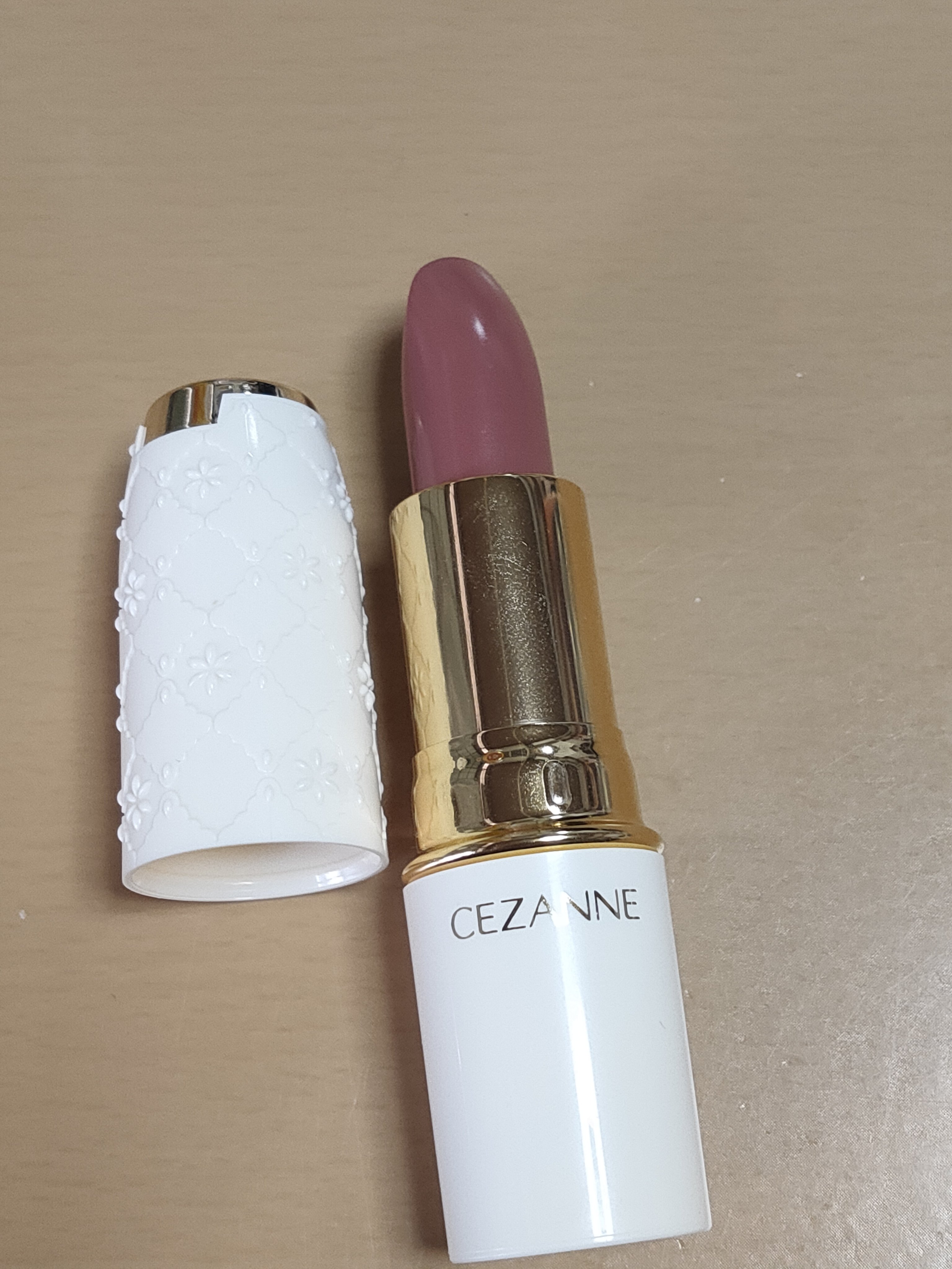 ラスティング リップカラーN 102 ブラウン系/CEZANNE/口紅を使ったクチコミ（2枚目）